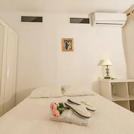 Cozy Beachhouse Apartment *